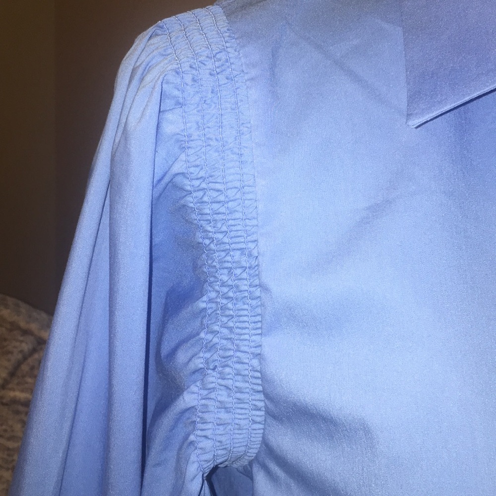 NWT Button Down Blouse  1 Small 1 Large - Picture 6 of 8